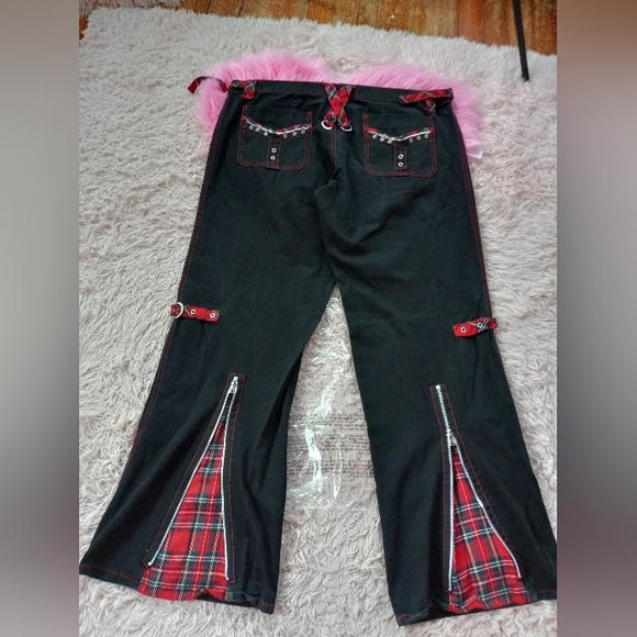 Y2k preview pics for mall goth lovers! Claim ur goodiez! MORE OTW! - Picture 10 of 16